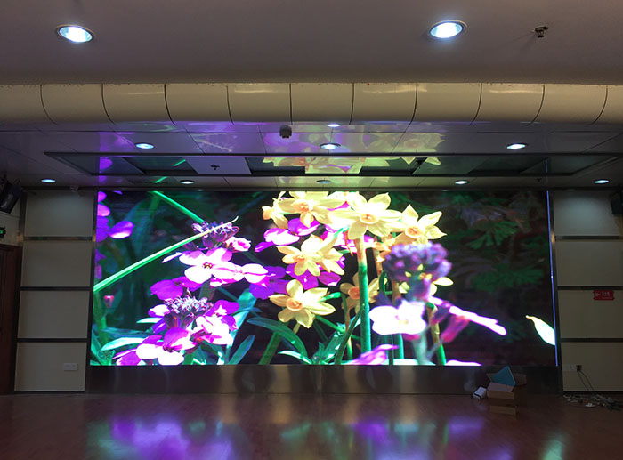 全彩led屏出現(xiàn)花屏怎么辦？